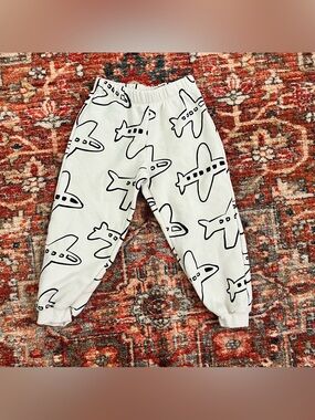 ZARA White Kids Sweatpants with Black Airplane Print